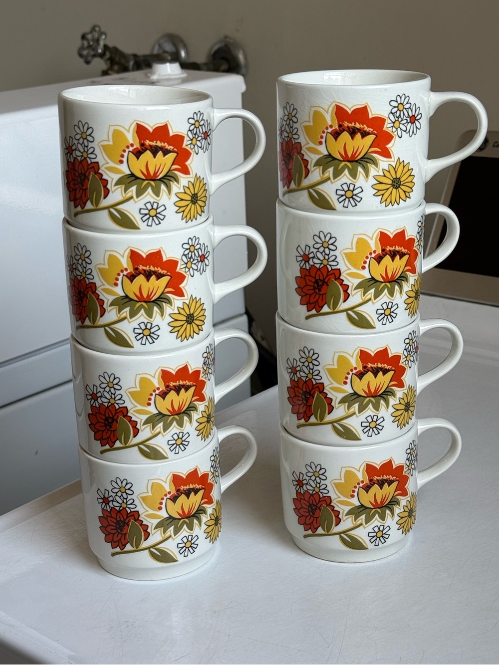 Set of 8 Pasadena Floral c1970s Stacking Ceramic Coffee Mugs by Johnson Bros